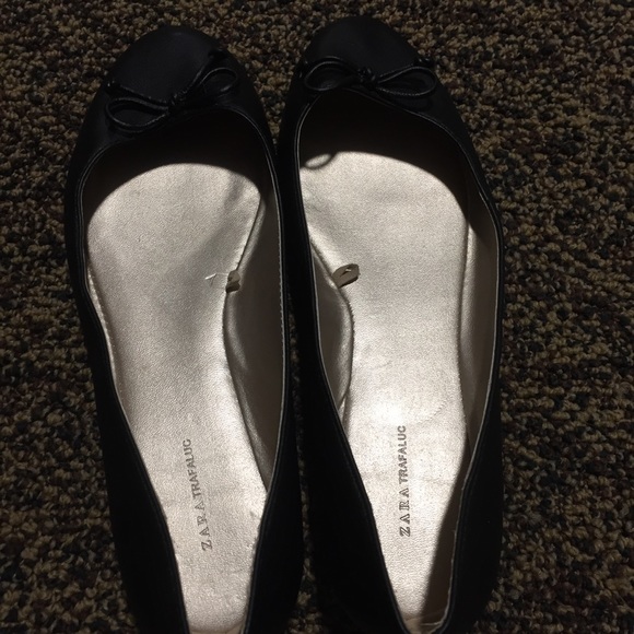 ZARA Trf Black Flats ❤️❤️❤️ - Picture 2 of 3